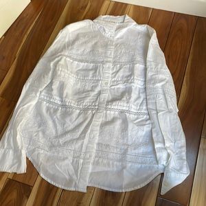 Gap white button down top